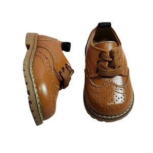 Meded-ch wingtip dress shoe 3